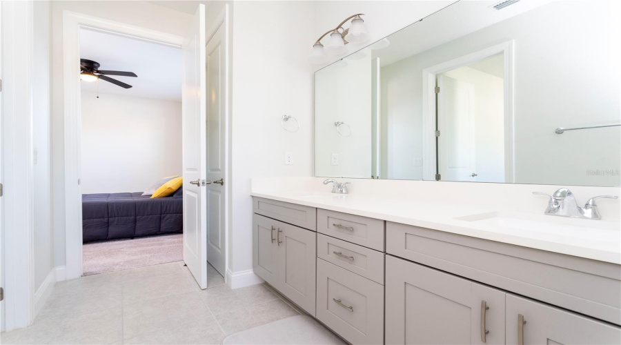ORLANDO, Florida 32836, 5 Bedrooms Bedrooms, ,4 BathroomsBathrooms,Residential,For Sale,ROYAL CYPRESS,0,MFRO6321710