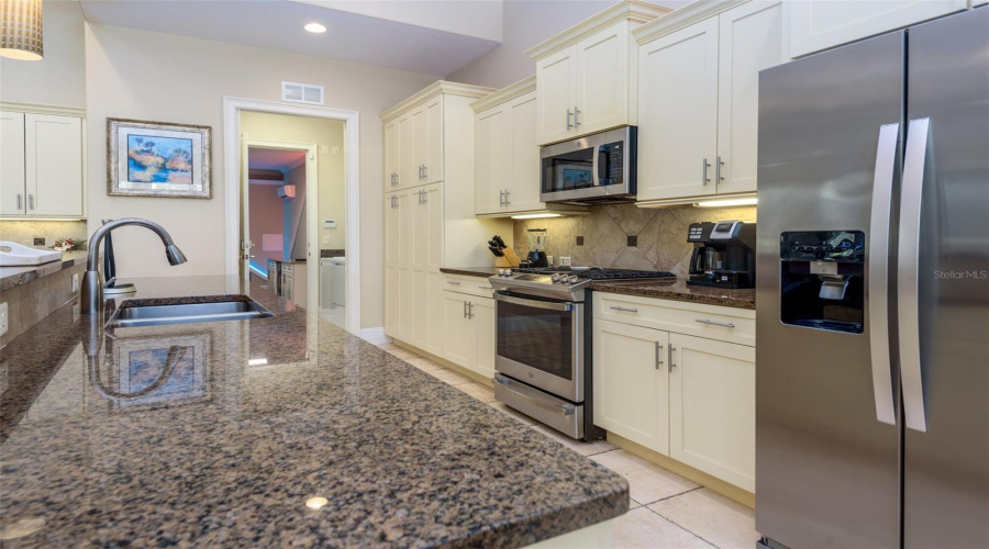 REUNION, Florida 34747, 4 Bedrooms Bedrooms, ,4 BathroomsBathrooms,Residential,For Sale,GATHERING,0,MFRO6321789