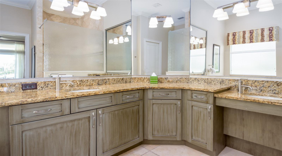 REUNION, Florida 34747, 4 Bedrooms Bedrooms, ,4 BathroomsBathrooms,Residential,For Sale,GATHERING,0,MFRO6321789