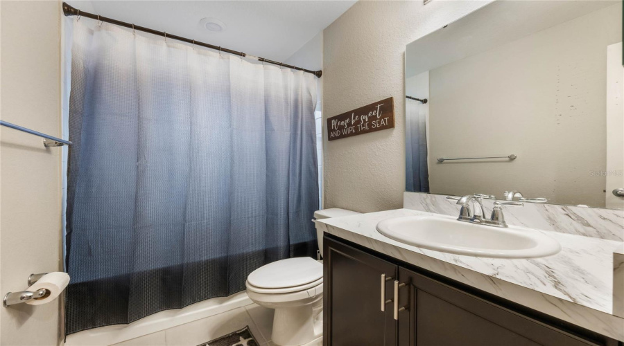 DAVENPORT, Florida 33837, 4 Bedrooms Bedrooms, ,2 BathroomsBathrooms,Residential,For Sale,FOXTAIL,0,MFRO6321507