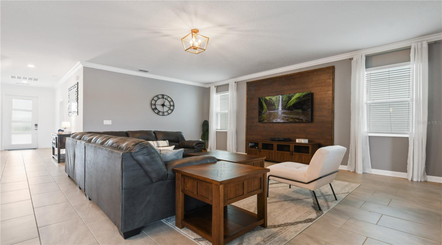 KISSIMMEE, Florida 34746, 6 Bedrooms Bedrooms, ,6 BathroomsBathrooms,Residential,For Sale,PARAGRAPH,0,MFRO6321846