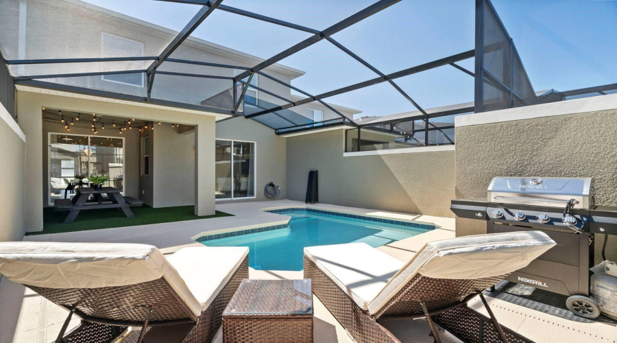 KISSIMMEE, Florida 34746, 4 Bedrooms Bedrooms, ,3 BathroomsBathrooms,Residential,For Sale,READING,0,MFRO6321622