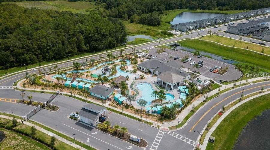 KISSIMMEE, Florida 34746, 4 Bedrooms Bedrooms, ,3 BathroomsBathrooms,Residential,For Sale,READING,0,MFRO6321622