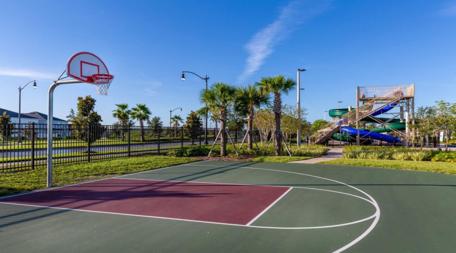 KISSIMMEE, Florida 34746, 4 Bedrooms Bedrooms, ,3 BathroomsBathrooms,Residential,For Sale,READING,0,MFRO6321622