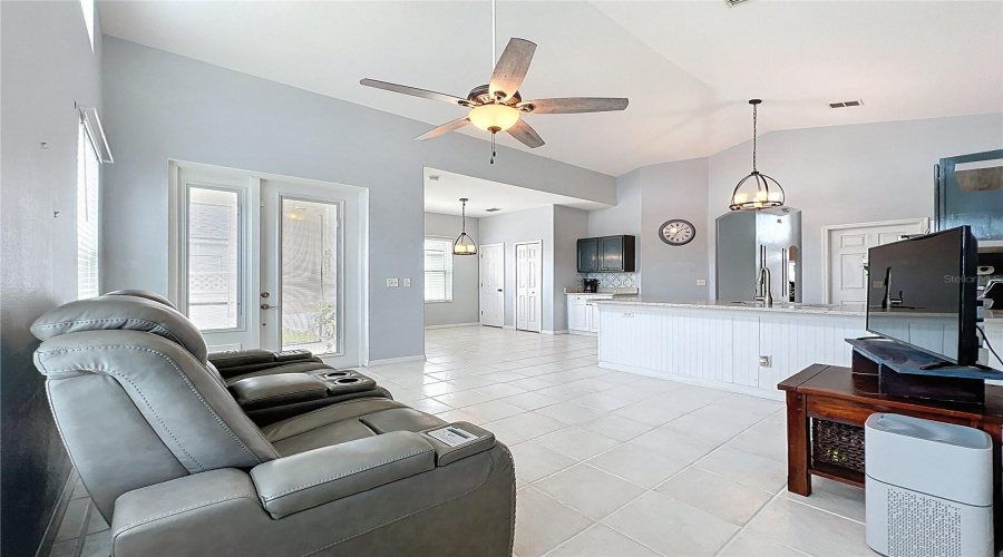 DAVENPORT, Florida 33897, 3 Bedrooms Bedrooms, ,2 BathroomsBathrooms,Residential,For Sale,CORVINA,0,MFRS5129650