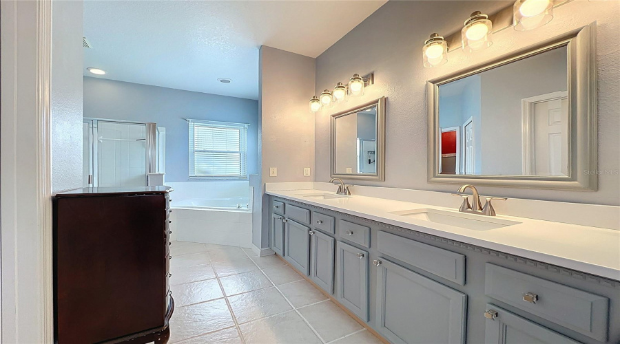DAVENPORT, Florida 33897, 3 Bedrooms Bedrooms, ,2 BathroomsBathrooms,Residential,For Sale,CORVINA,0,MFRS5129650