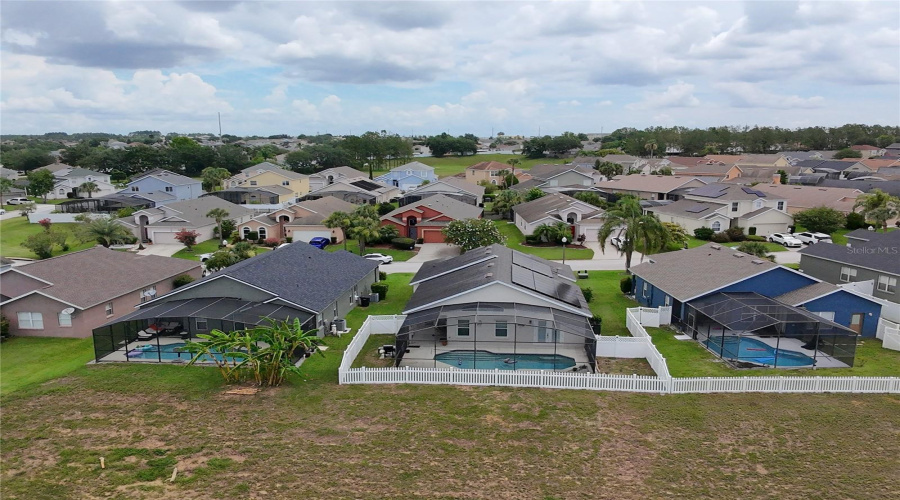 DAVENPORT, Florida 33897, 3 Bedrooms Bedrooms, ,2 BathroomsBathrooms,Residential,For Sale,CORVINA,0,MFRS5129650