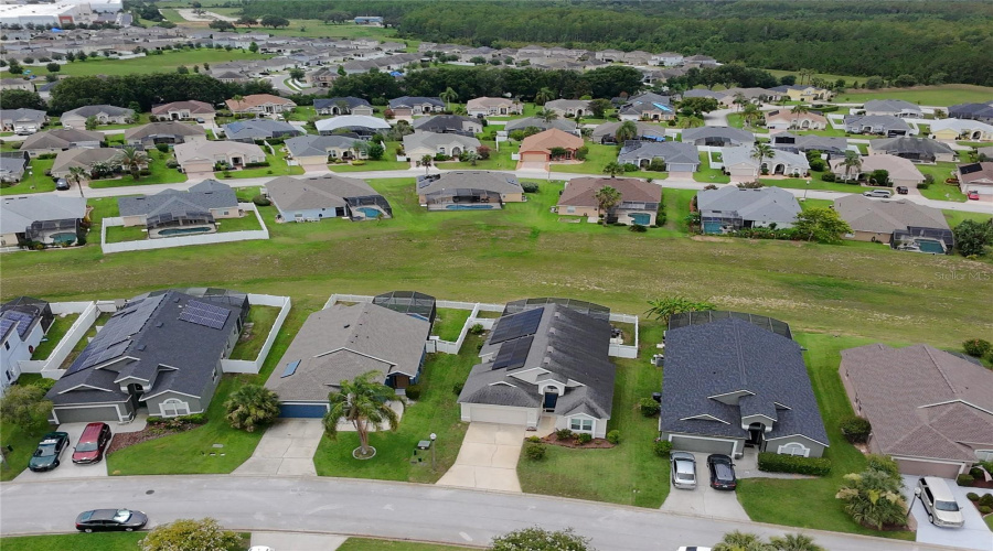 DAVENPORT, Florida 33897, 3 Bedrooms Bedrooms, ,2 BathroomsBathrooms,Residential,For Sale,CORVINA,0,MFRS5129650
