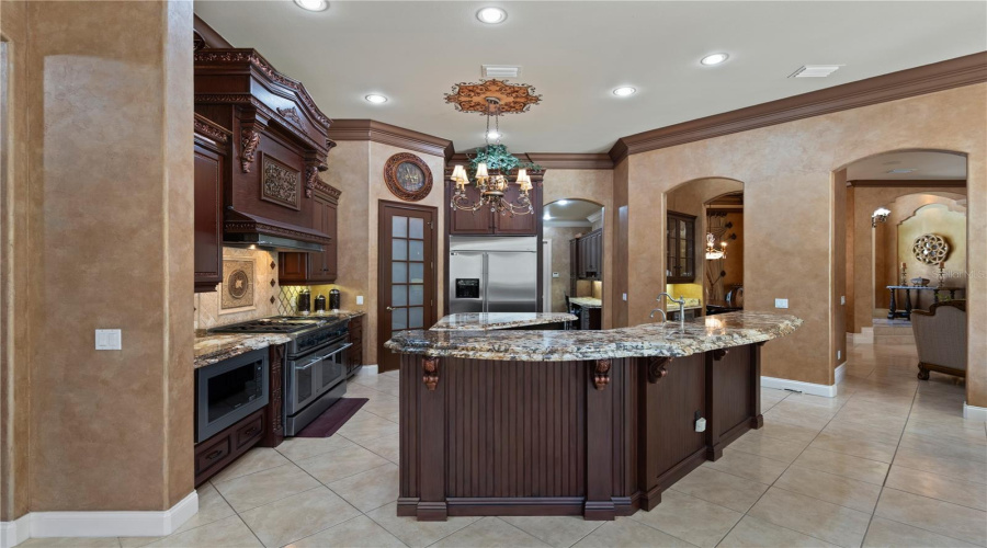 ORLANDO, Florida 32836, 5 Bedrooms Bedrooms, ,3 BathroomsBathrooms,Residential,For Sale,SOUTHERN BREEZE,0,MFRO6319267