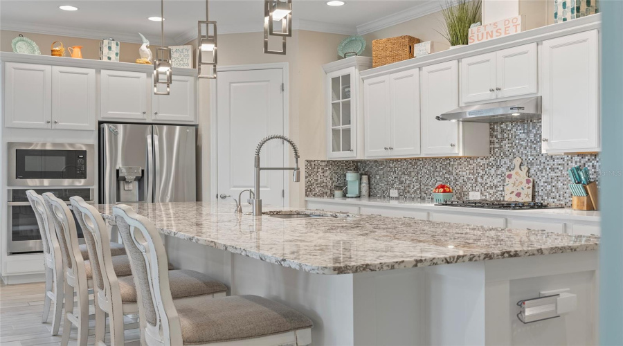 KISSIMMEE, Florida 34747, 4 Bedrooms Bedrooms, ,3 BathroomsBathrooms,Residential,For Sale,FLORA PASS,0,MFRO6321873