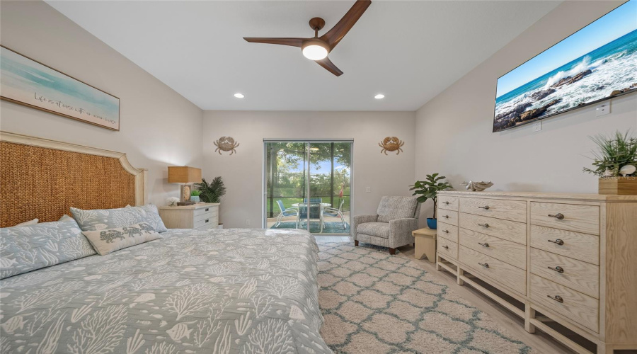 KISSIMMEE, Florida 34747, 4 Bedrooms Bedrooms, ,3 BathroomsBathrooms,Residential,For Sale,FLORA PASS,0,MFRO6321873