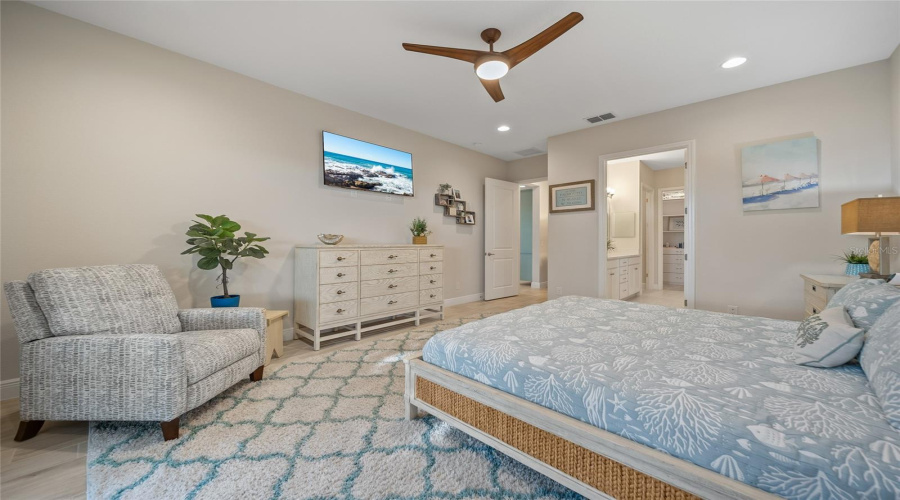 KISSIMMEE, Florida 34747, 4 Bedrooms Bedrooms, ,3 BathroomsBathrooms,Residential,For Sale,FLORA PASS,0,MFRO6321873