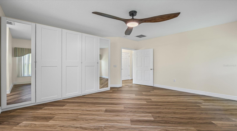 KISSIMMEE, Florida 34746, 6 Bedrooms Bedrooms, ,4 BathroomsBathrooms,Residential,For Sale,LIBERTY HALL DR,0,MFRO6318118