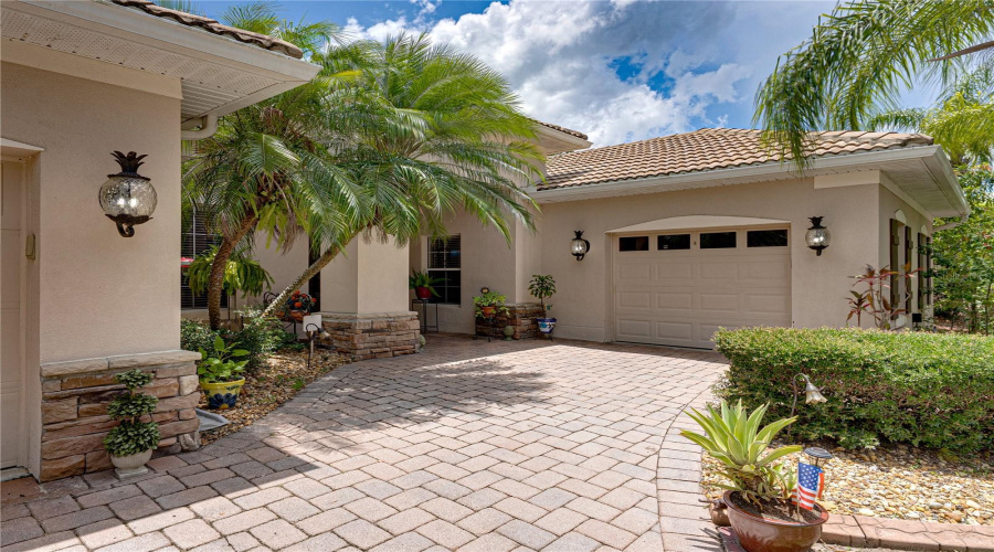 KISSIMMEE, Florida 34746, 4 Bedrooms Bedrooms, ,3 BathroomsBathrooms,Residential,For Sale,SUNSET ISLES BLVD.,0,MFRO6321129