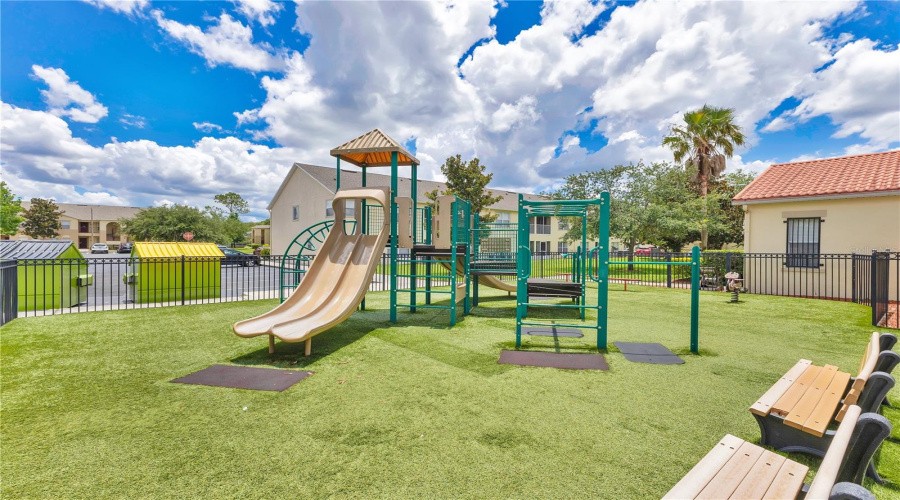 KISSIMMEE, Florida 34746, 4 Bedrooms Bedrooms, ,3 BathroomsBathrooms,Residential,For Sale,CLUB CORTILE,0,MFRS5129641