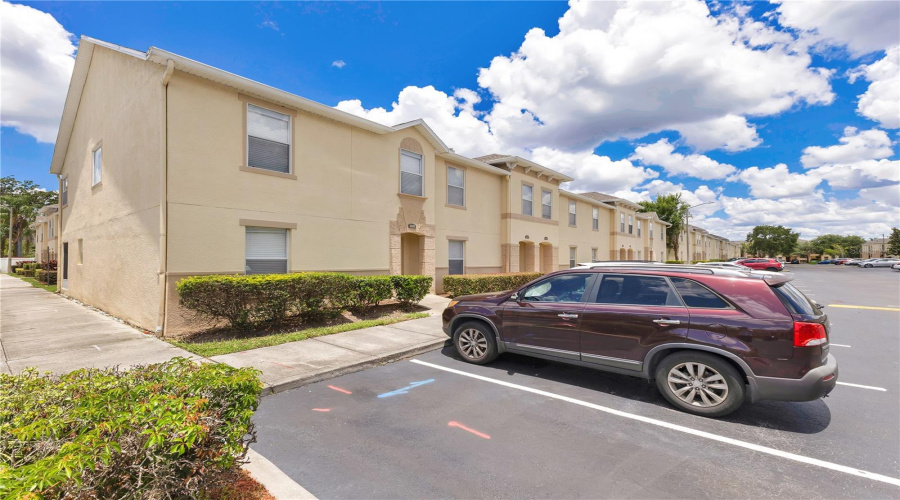 KISSIMMEE, Florida 34746, 4 Bedrooms Bedrooms, ,3 BathroomsBathrooms,Residential,For Sale,CLUB CORTILE,0,MFRS5129641