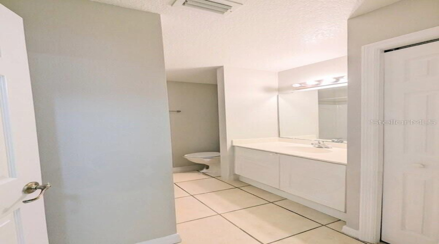 KISSIMMEE, Florida 34746, 3 Bedrooms Bedrooms, ,2 BathroomsBathrooms,Residential,For Sale,CLUB CORTILE,0,MFRO6321699