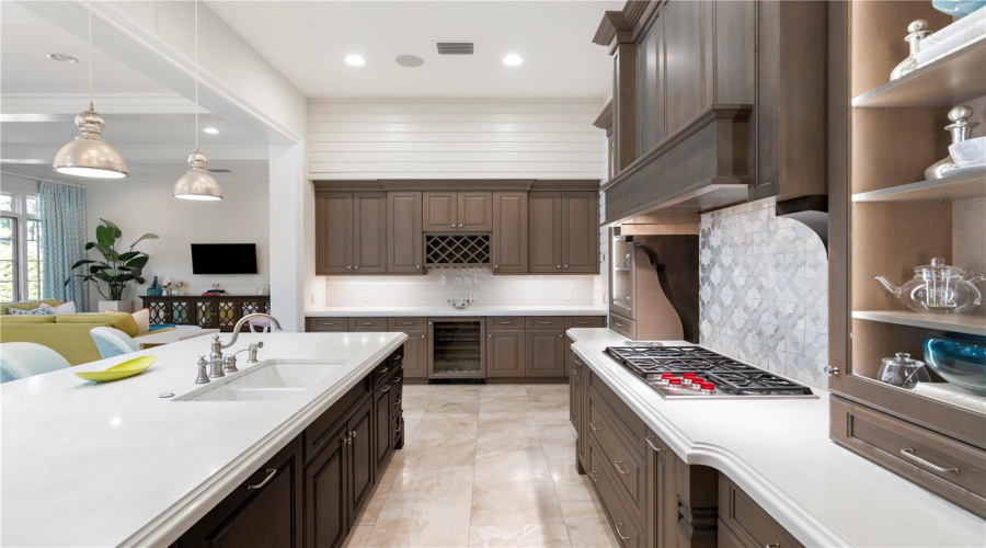 GOLDEN OAK, Florida 32836, 5 Bedrooms Bedrooms, ,5 BathroomsBathrooms,Residential,For Sale,MATTRAW,0,MFRO6321273