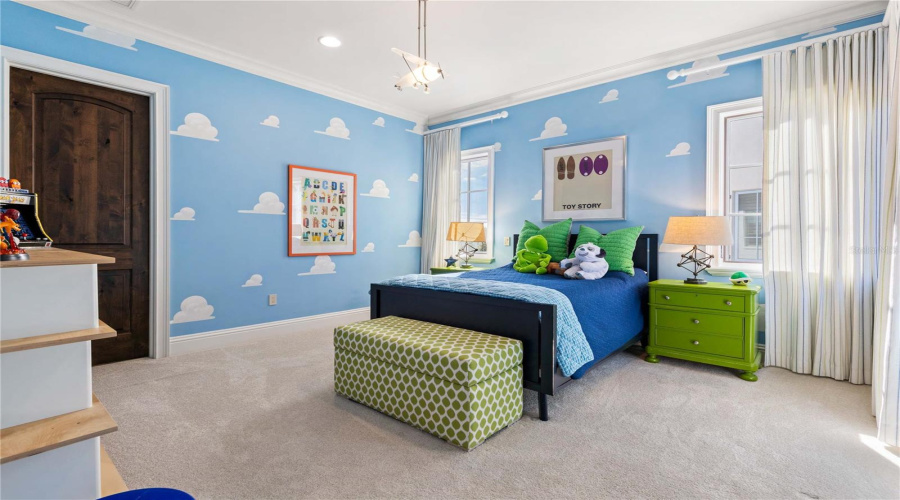 Second floor guest suite 2