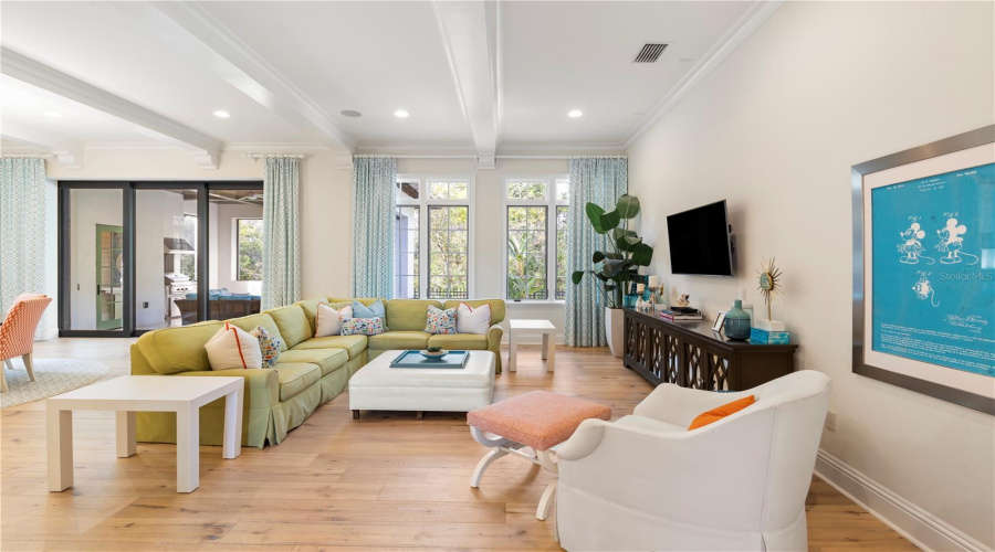 GOLDEN OAK, Florida 32836, 5 Bedrooms Bedrooms, ,5 BathroomsBathrooms,Residential,For Sale,MATTRAW,0,MFRO6321273