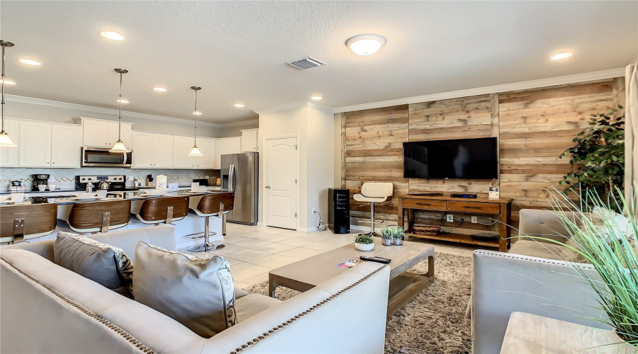 KISSIMMEE, Florida 34747, 5 Bedrooms Bedrooms, ,4 BathroomsBathrooms,Residential,For Sale,GENEVE,0,MFRO6321590