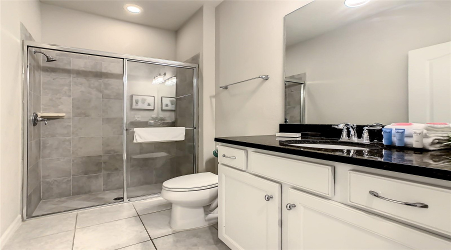 KISSIMMEE, Florida 34747, 5 Bedrooms Bedrooms, ,4 BathroomsBathrooms,Residential,For Sale,GENEVE,0,MFRO6321590