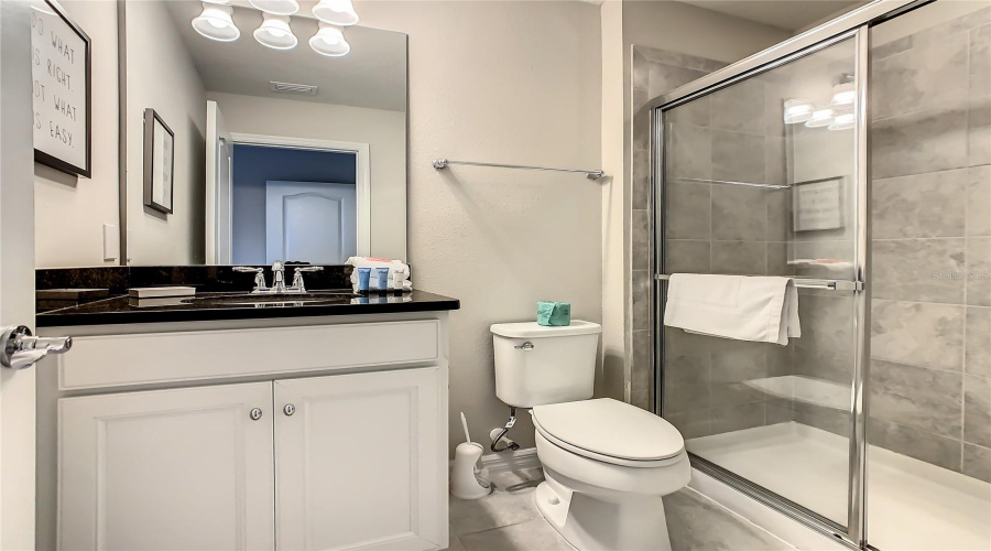 KISSIMMEE, Florida 34747, 5 Bedrooms Bedrooms, ,4 BathroomsBathrooms,Residential,For Sale,GENEVE,0,MFRO6321590