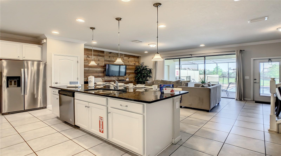 KISSIMMEE, Florida 34747, 5 Bedrooms Bedrooms, ,4 BathroomsBathrooms,Residential,For Sale,GENEVE,0,MFRO6321590