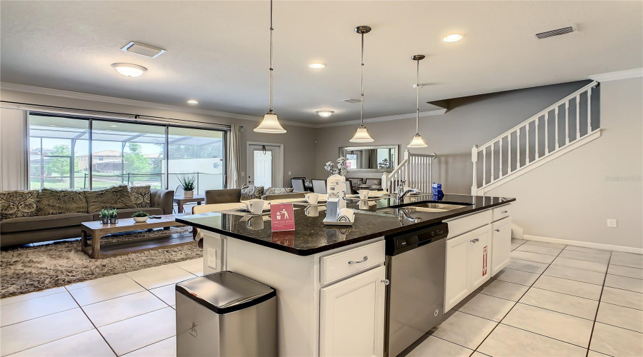 KISSIMMEE, Florida 34747, 5 Bedrooms Bedrooms, ,4 BathroomsBathrooms,Residential,For Sale,GENEVE,0,MFRO6321590