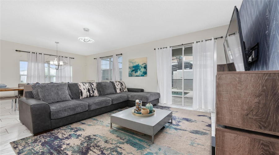 KISSIMMEE, Florida 34746, 5 Bedrooms Bedrooms, ,4 BathroomsBathrooms,Residential,For Sale,WINDERMERE,0,MFRO6322104