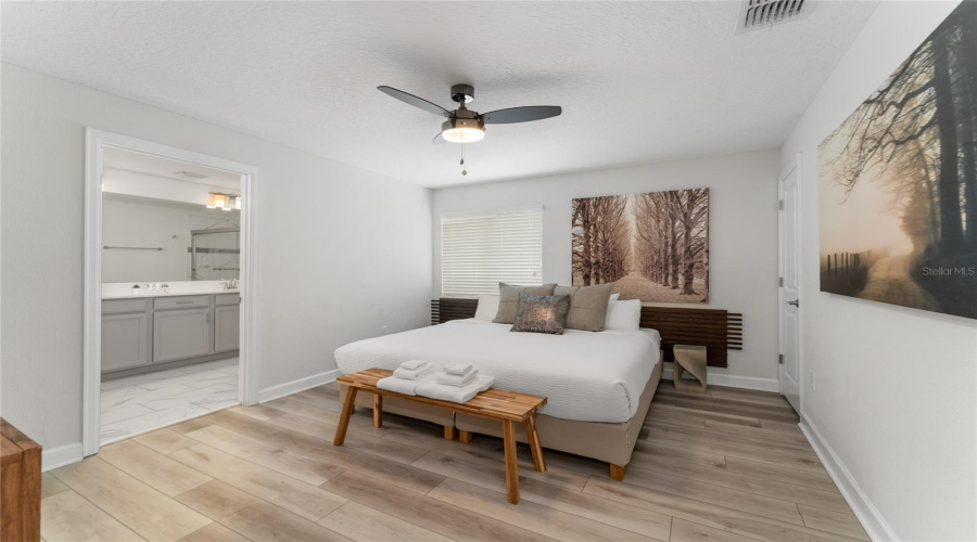 KISSIMMEE, Florida 34746, 5 Bedrooms Bedrooms, ,4 BathroomsBathrooms,Residential,For Sale,WINDERMERE,0,MFRO6322104