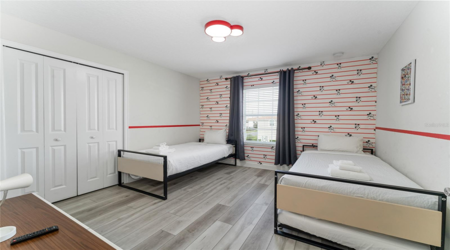 KISSIMMEE, Florida 34746, 5 Bedrooms Bedrooms, ,4 BathroomsBathrooms,Residential,For Sale,WINDERMERE,0,MFRO6322104