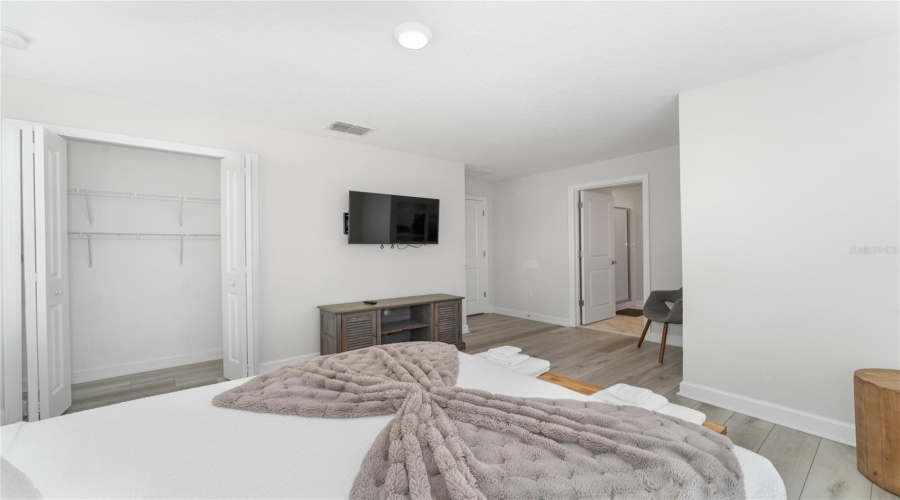 KISSIMMEE, Florida 34746, 5 Bedrooms Bedrooms, ,4 BathroomsBathrooms,Residential,For Sale,WINDERMERE,0,MFRO6322104
