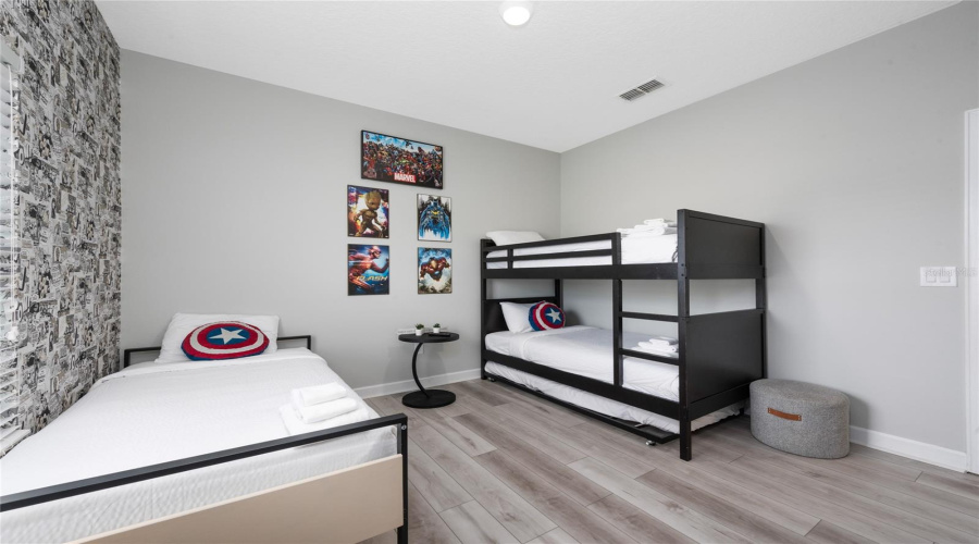 KISSIMMEE, Florida 34746, 5 Bedrooms Bedrooms, ,4 BathroomsBathrooms,Residential,For Sale,WINDERMERE,0,MFRO6322104