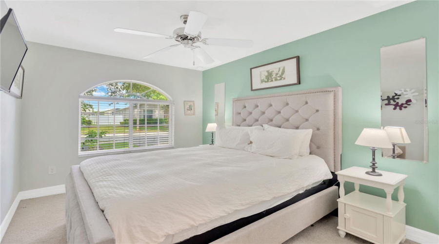 DAVENPORT, Florida 33896, 4 Bedrooms Bedrooms, ,4 BathroomsBathrooms,Residential,For Sale,SUFFOLK,0,MFRTB8401106