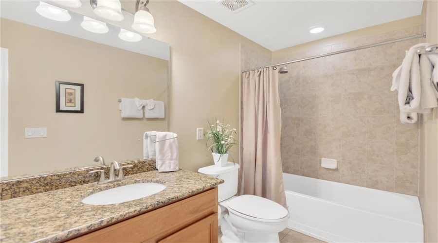 DAVENPORT, Florida 33896, 4 Bedrooms Bedrooms, ,4 BathroomsBathrooms,Residential,For Sale,SUFFOLK,0,MFRTB8401106