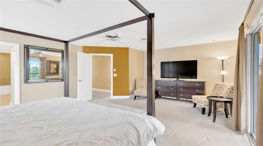 DAVENPORT, Florida 33896, 4 Bedrooms Bedrooms, ,4 BathroomsBathrooms,Residential,For Sale,SUFFOLK,0,MFRTB8401106