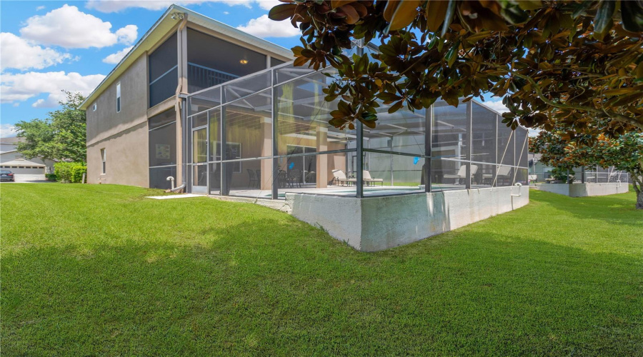 DAVENPORT, Florida 33896, 4 Bedrooms Bedrooms, ,4 BathroomsBathrooms,Residential,For Sale,SUFFOLK,0,MFRTB8401106