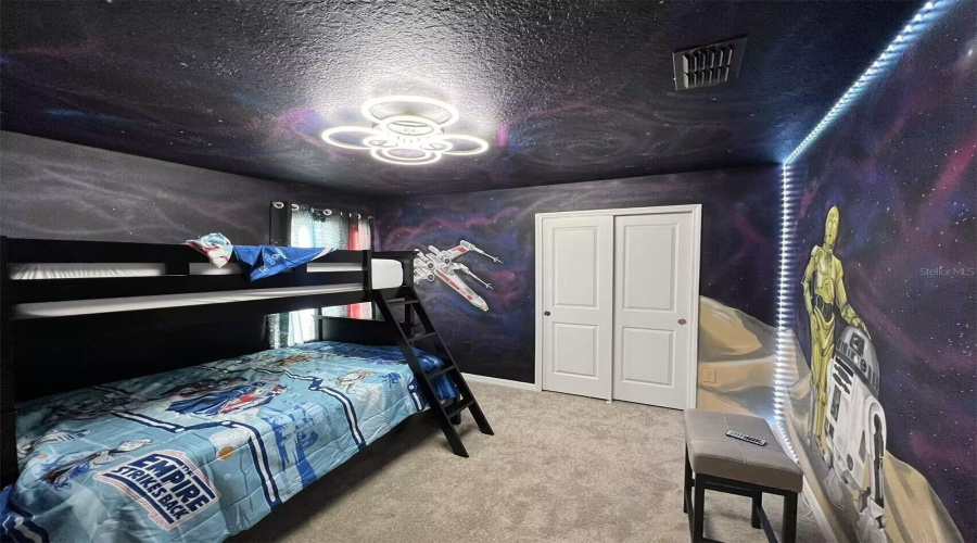 DAVENPORT, Florida 33897, 10 Bedrooms Bedrooms, ,8 BathroomsBathrooms,Residential,For Sale,MAHALO,0,MFRO6321864