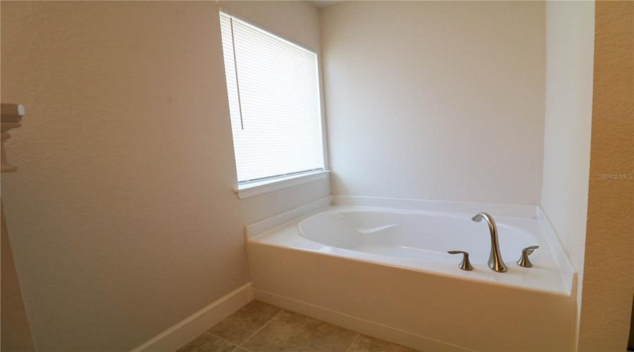 DAVENPORT, Florida 33837, 3 Bedrooms Bedrooms, ,2 BathroomsBathrooms,Residential,For Sale,CITRUS LANDINGS,0,MFRO6321618