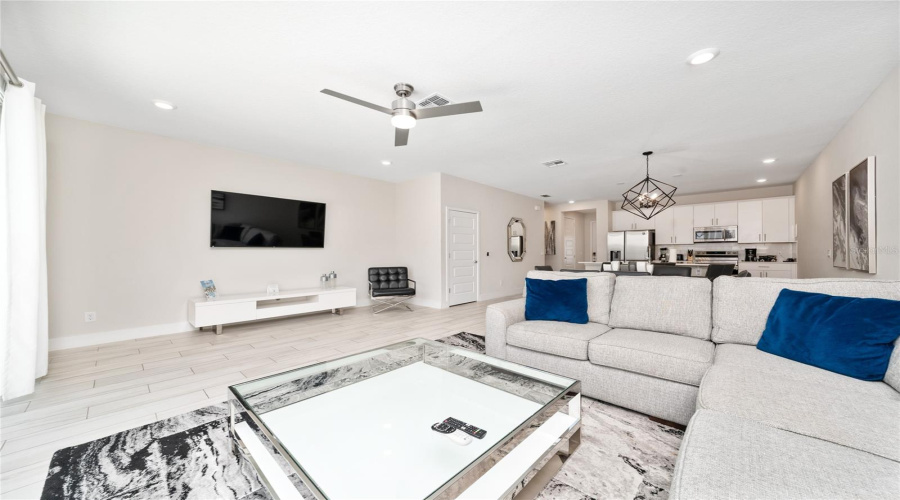 REUNION, Florida 34747, 3 Bedrooms Bedrooms, ,2 BathroomsBathrooms,Residential,For Sale,DRAW,0,MFRS5129823