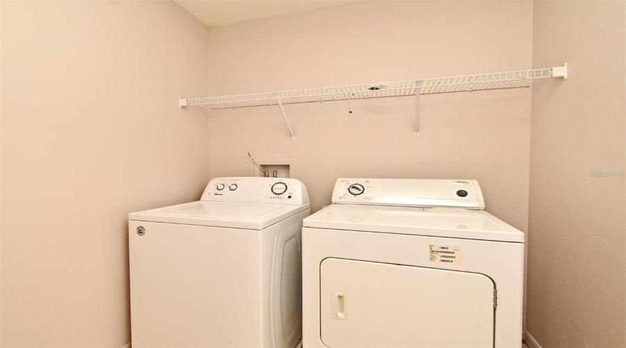 ORLANDO, Florida 32836, 5 Bedrooms Bedrooms, ,3 BathroomsBathrooms,Residential,For Sale,LEELAND ARCHER,0,MFRO6321881