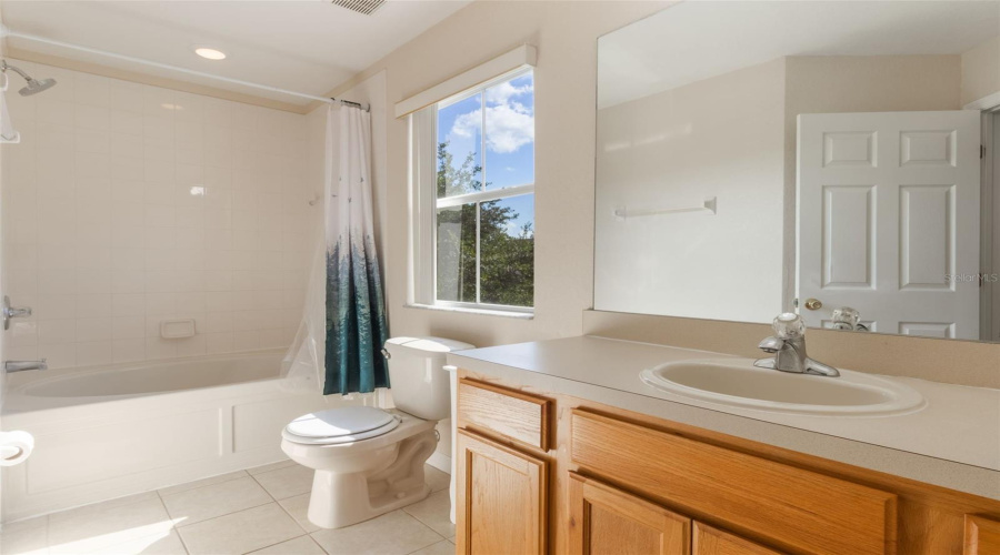 KISSIMMEE, Florida 34746, 3 Bedrooms Bedrooms, ,3 BathroomsBathrooms,Residential,For Sale,BUSHMAN,0,MFRG5098842