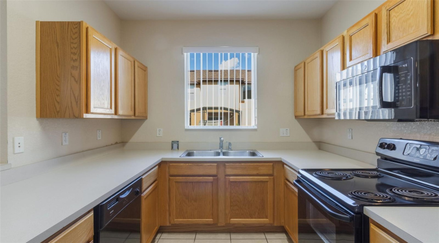 KISSIMMEE, Florida 34746, 3 Bedrooms Bedrooms, ,3 BathroomsBathrooms,Residential,For Sale,BUSHMAN,0,MFRG5098842