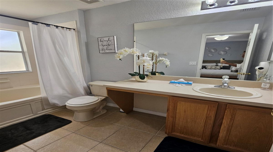 DAVENPORT, Florida 33897, 4 Bedrooms Bedrooms, ,3 BathroomsBathrooms,Residential,For Sale,TERRA LAGO,0,MFRS5129721