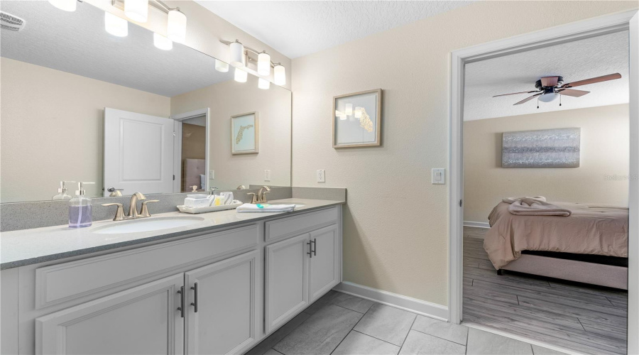 KISSIMMEE, Florida 34746, 8 Bedrooms Bedrooms, ,5 BathroomsBathrooms,Residential,For Sale,FABLE,0,MFRO6322322