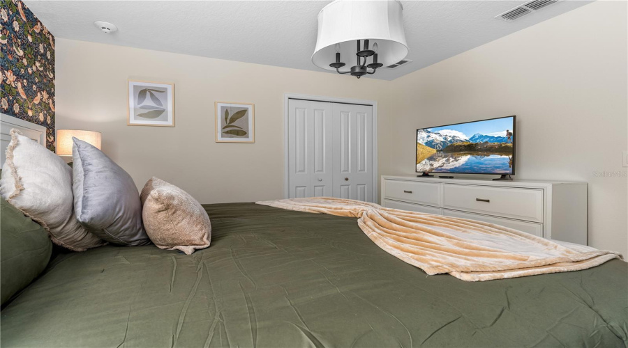 KISSIMMEE, Florida 34746, 8 Bedrooms Bedrooms, ,5 BathroomsBathrooms,Residential,For Sale,FABLE,0,MFRO6322322
