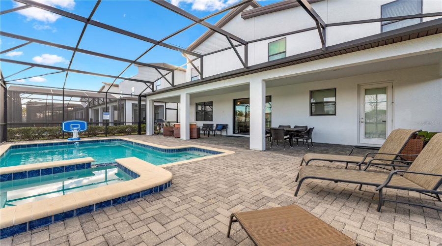 KISSIMMEE, Florida 34746, 8 Bedrooms Bedrooms, ,5 BathroomsBathrooms,Residential,For Sale,FABLE,0,MFRO6322322