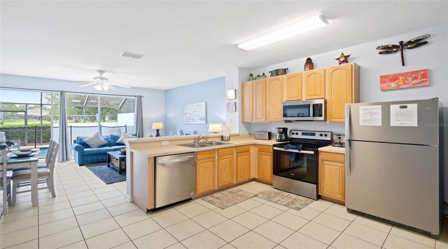 KISSIMMEE, Florida 34747, 3 Bedrooms Bedrooms, ,3 BathroomsBathrooms,Residential,For Sale,RENSHAW,0,MFRS5129607
