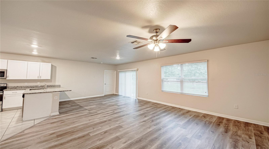 KISSIMMEE, Florida 34746, 3 Bedrooms Bedrooms, ,2 BathroomsBathrooms,Residential,For Sale,SUMMERDALE,0,MFRO6320577